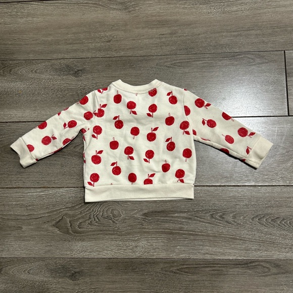 $3 with bundle! Cat and Jack Beige French Terry Apple Print Sweatshirt 6-9 mo - Picture 2 of 4